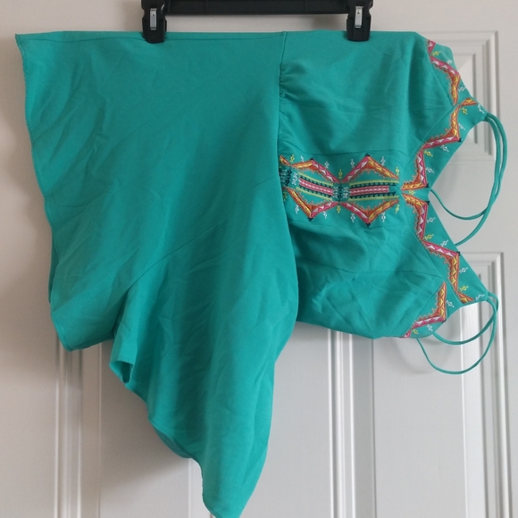 ‼️SOLD‼️ Gianni Bini Embroidered Turquoise Trendy Romper - Picture 9 of 16